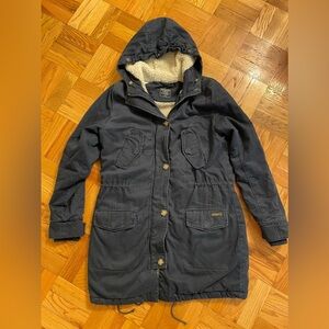 Women’s Abercrombie Sherpa Lined Parka Blue Size Medium